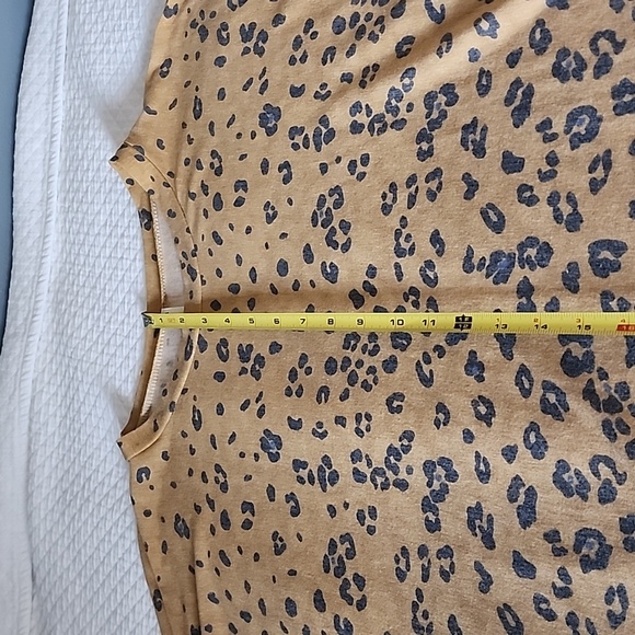 MTS leopard top - Picture 8 of 10